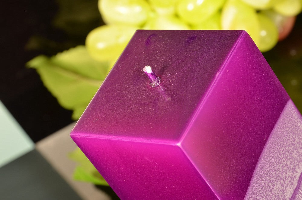 Quadrant candle, LILAC METALLIC, height 16 cm