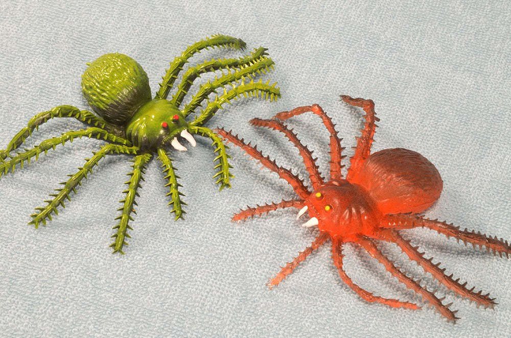 Set of 6 assorted HALLOWEEN candles (+ free fake spider