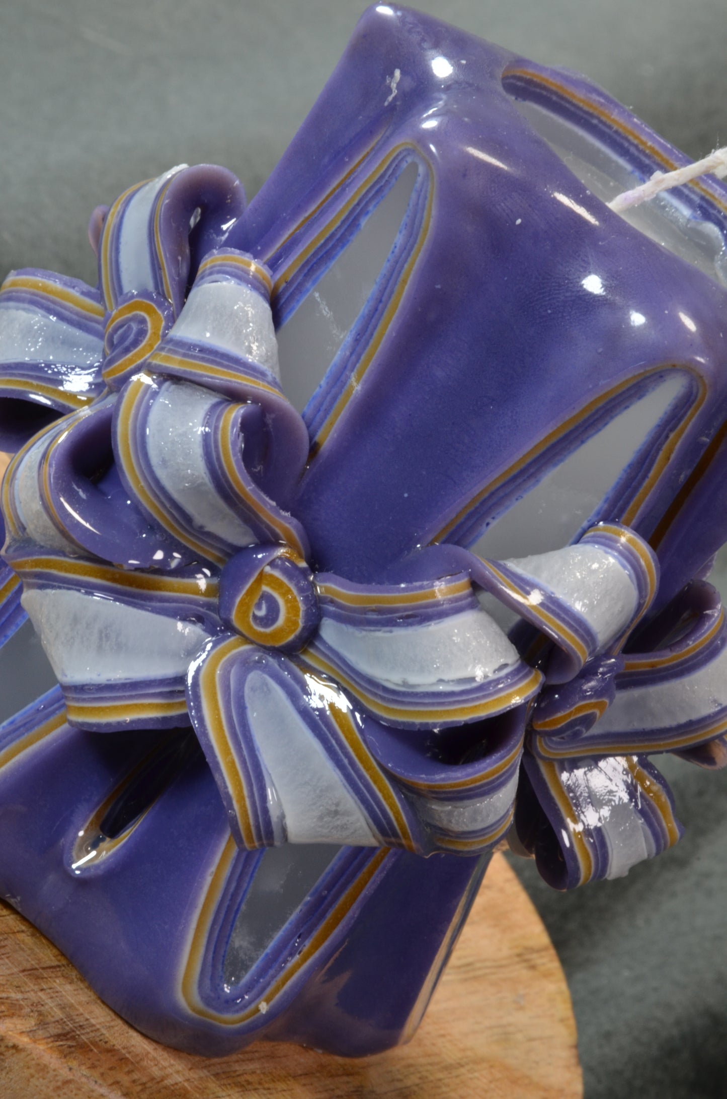 Kollektion 2025: Exklusive Schliffkerze, Höhe: 11 cm, Breite: 10 cm - s/n: 51818