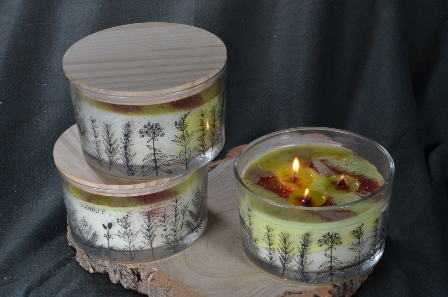 Designkerze im Glas mit 3 Holzdochten, metallic-rot lackiert - 13x13 cm Höhe: 8 cm