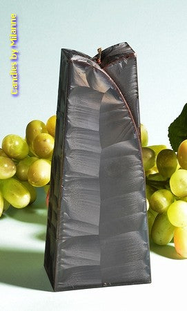 Adele Kaars, ZWART POLYMICO, hoogte: 18cm