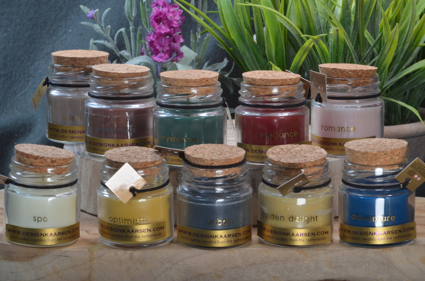 Leuk cadeau voor Moederdag: Set van 10 stuks verschillende GEURKAARSEN in Stolpfles met Kurk - Candles by Milanne - BEKIJK VIDEO