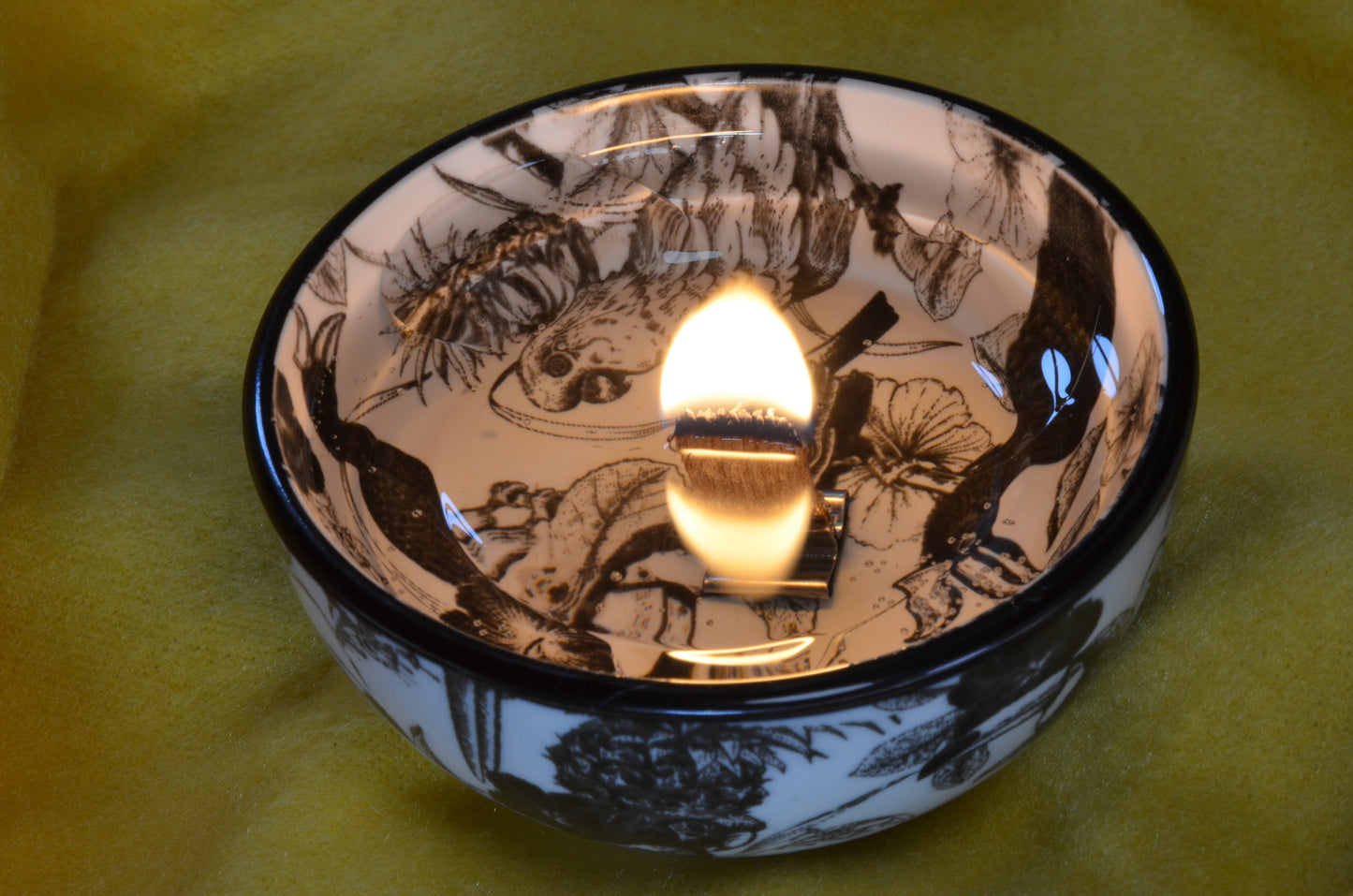 Set van 2 stuks  "JUNGLE" Pentekening gelkaarsen met houten pit -Gemaakt door Candles by Milanne -  BEKIJK VIDEO