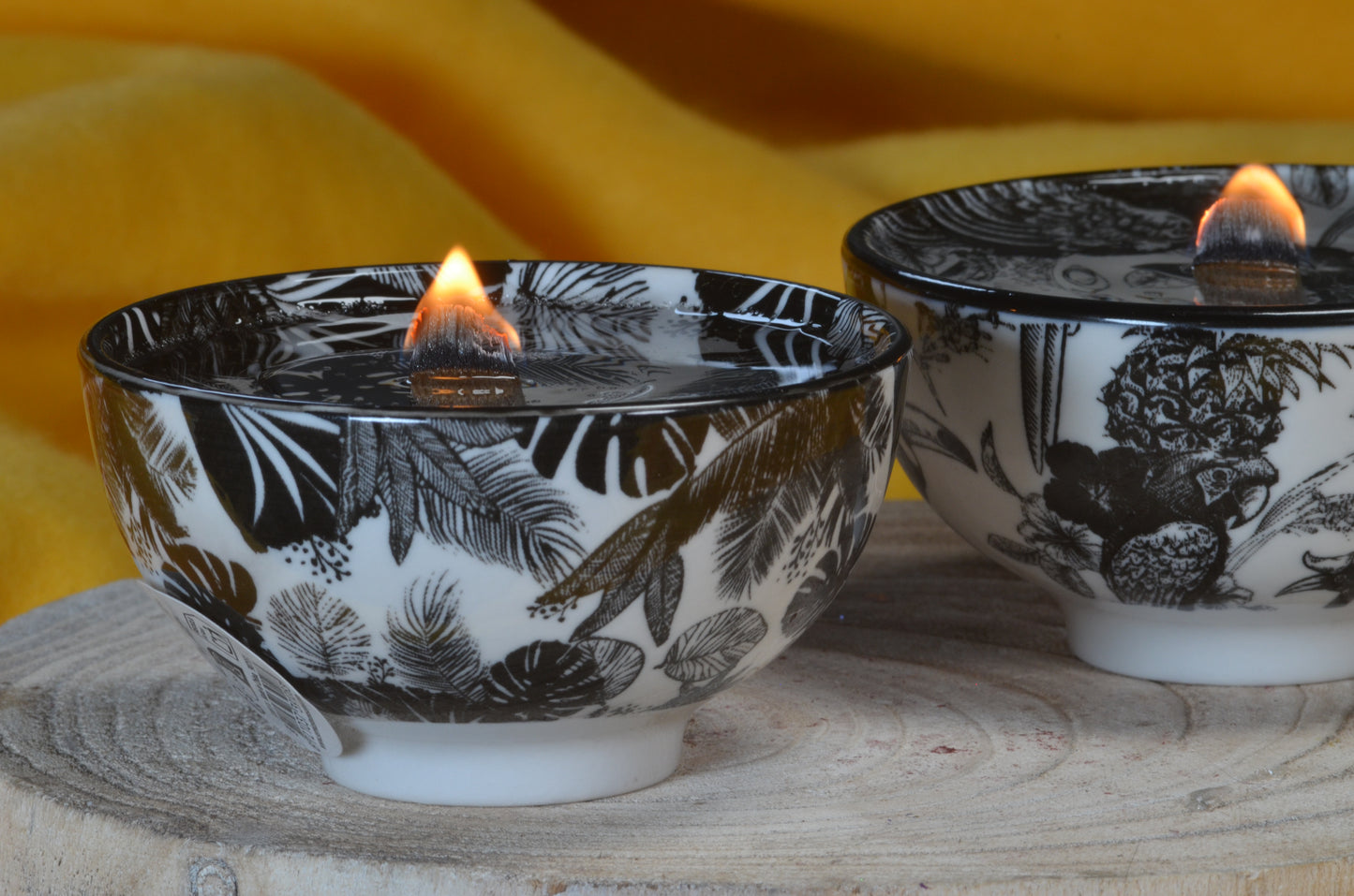 Set van 2 stuks  "JUNGLE" Pentekening gelkaarsen met houten pit -Gemaakt door Candles by Milanne -  BEKIJK VIDEO