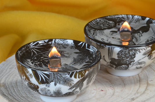 Set van 2 stuks  "JUNGLE" Pentekening gelkaarsen met houten pit -Gemaakt door Candles by Milanne -  BEKIJK VIDEO