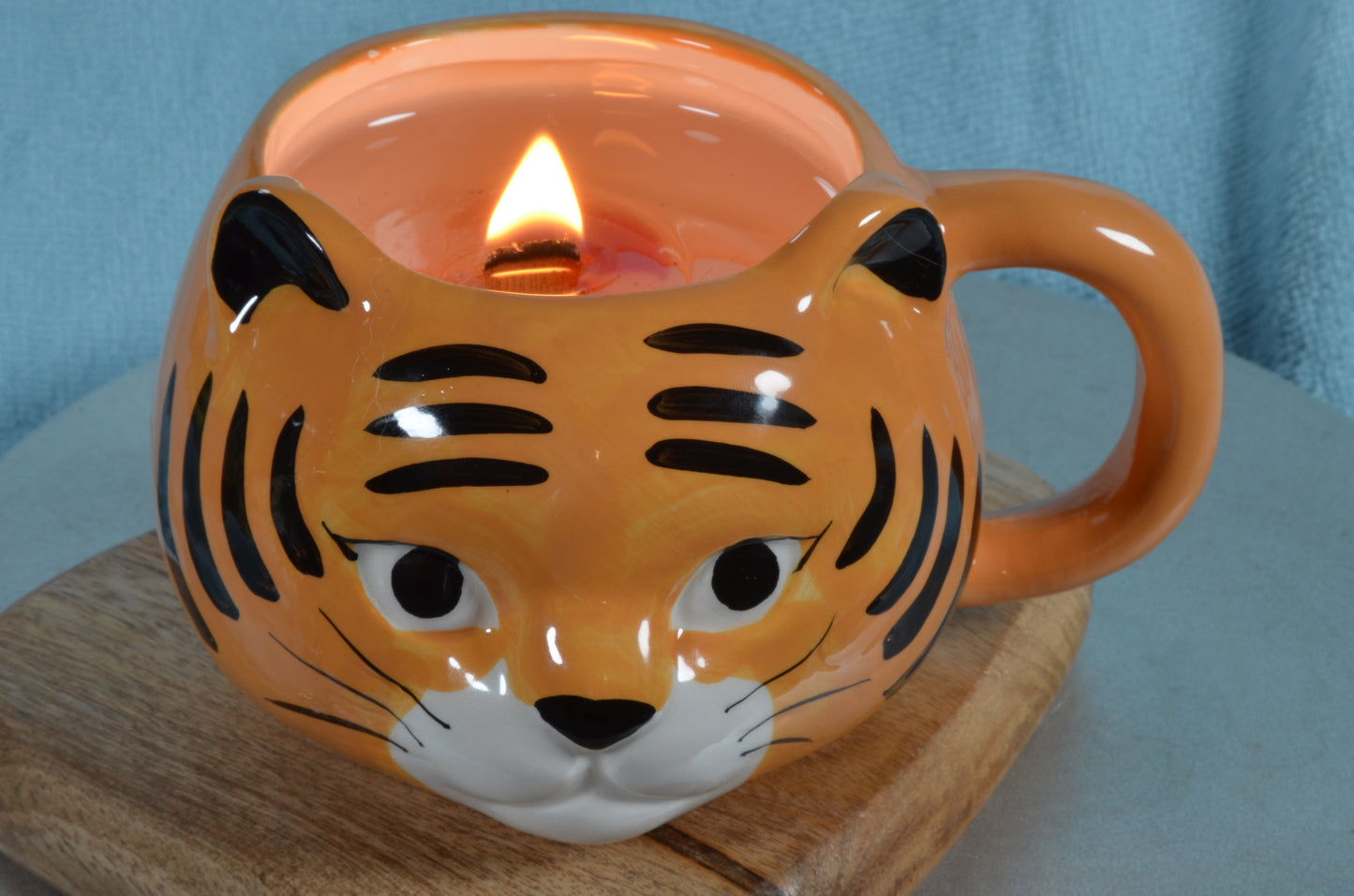 Voordeel Set van 2 Gelkaarsen met Houten Pit - 1x Hond en 1x Tijger - Gemaakt door Candles by Milanne -  BEKIJK VIDEO