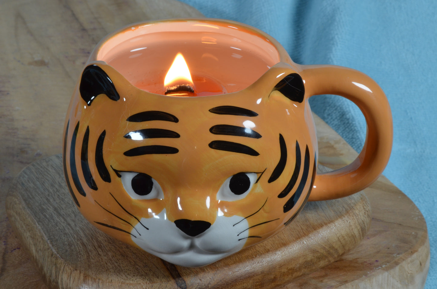 Gelkaars met Houten Pit Tijger design - Gemaakt door Candles by Milanne -  BEKIJK VIDEO