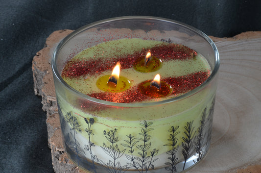 Designkaars in glas met 3 houten Pitten, Metallic Rood afgewerkt - 13x13 cm Hoogte: 8 cm